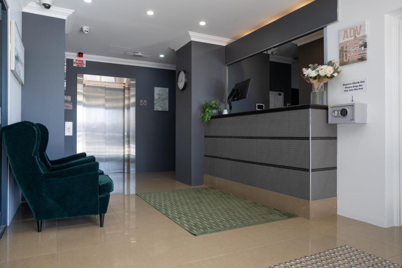 Joondalup City Hotel Perth Bagian luar foto
