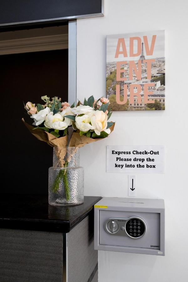 Joondalup City Hotel Perth Bagian luar foto