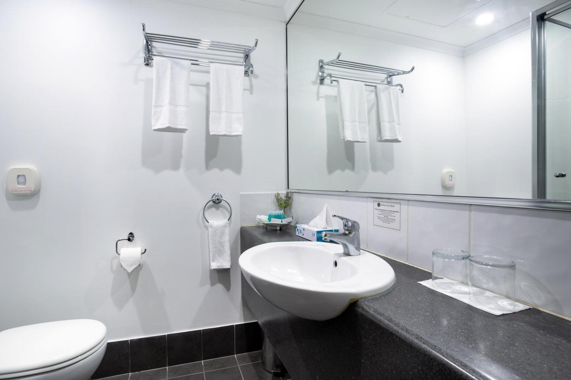 Joondalup City Hotel Perth Bagian luar foto