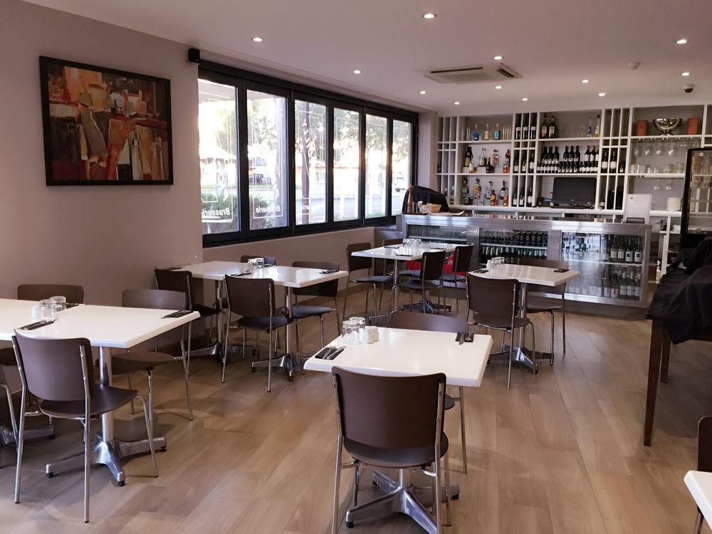 Joondalup City Hotel Perth Bagian luar foto