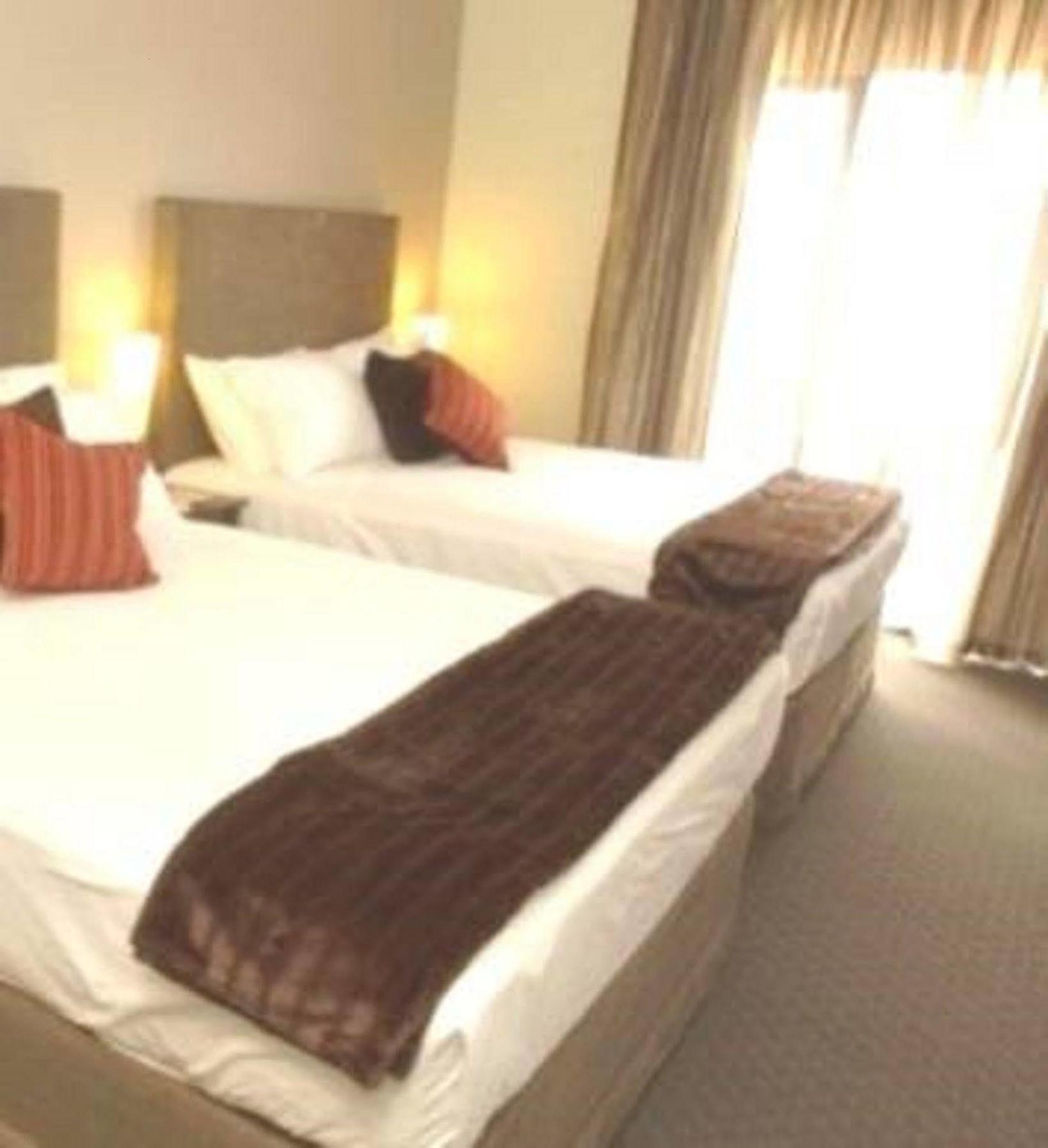Joondalup City Hotel Perth Bagian luar foto